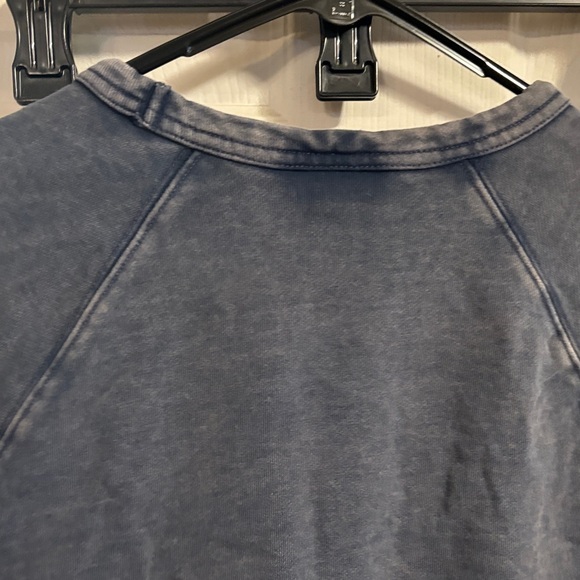 Universal Thread Women's blue Sweatshirt - Picture 9 of 11